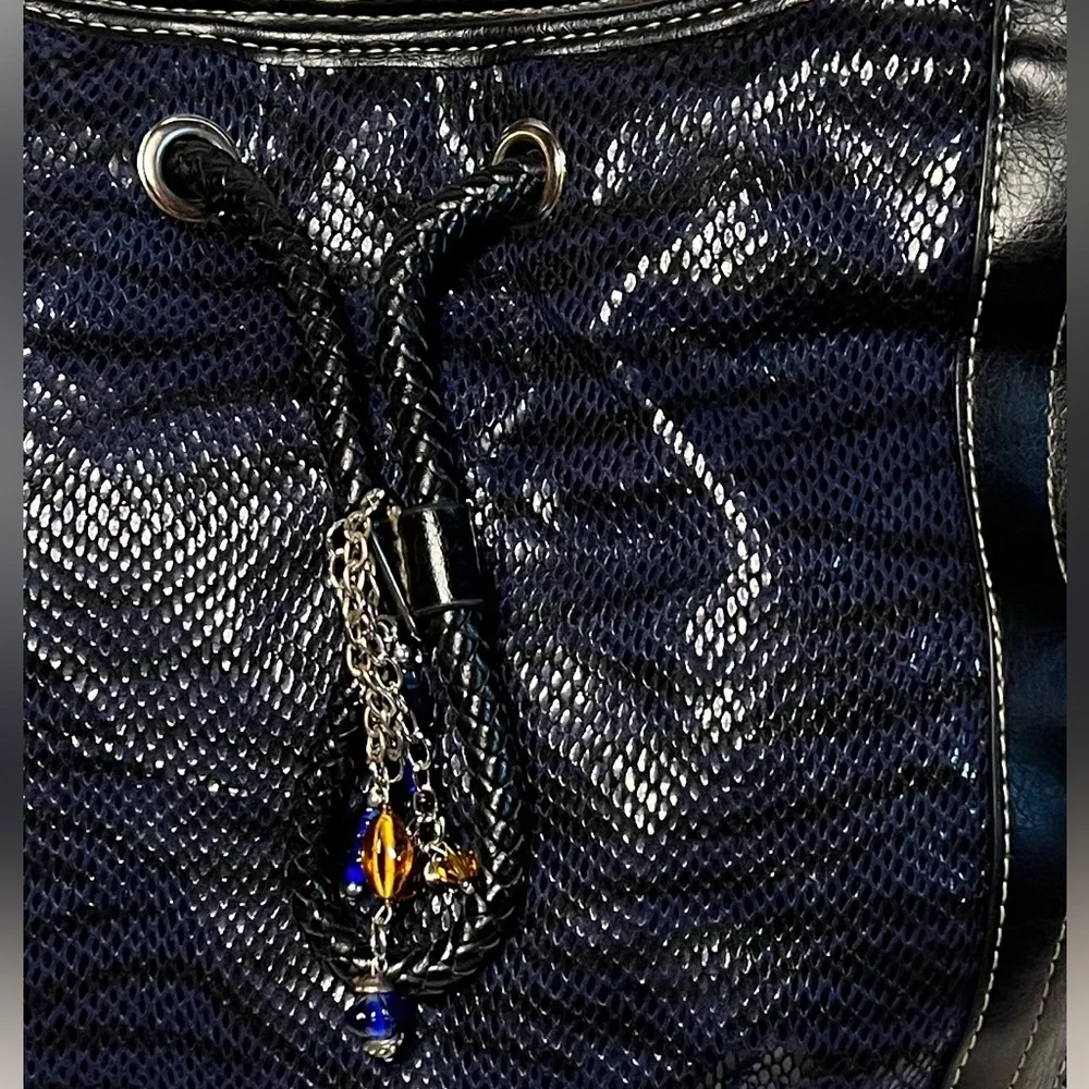 Strada Handbag - Picture 11 of 14